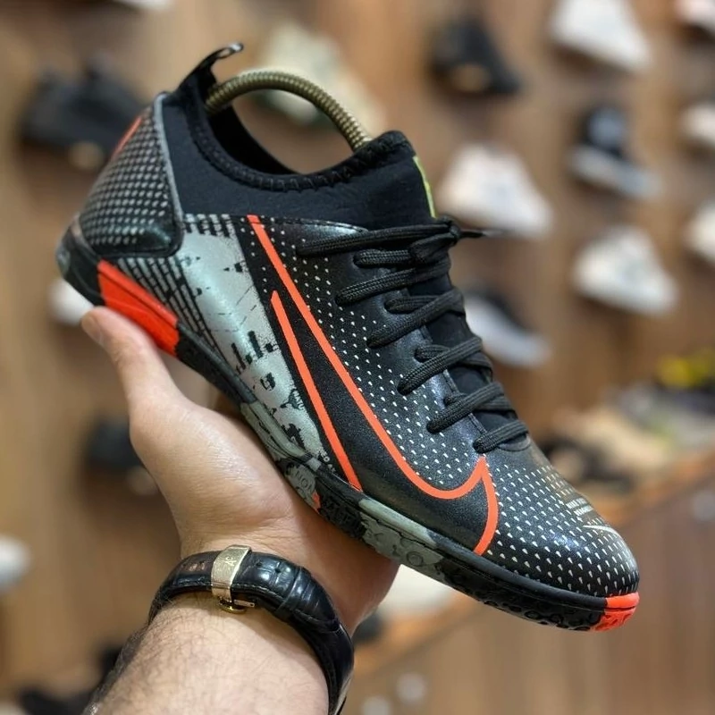 کفش فوتسال مردانه