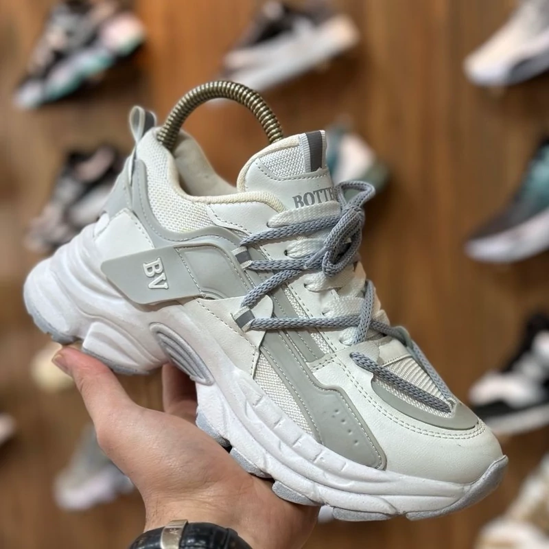 کتونی بلنسیاگا زنانه